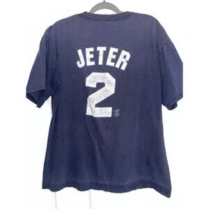 Derek Jeter #2 New York Yankees Majestic Tee Shirt XL Blue Vintage Distressed